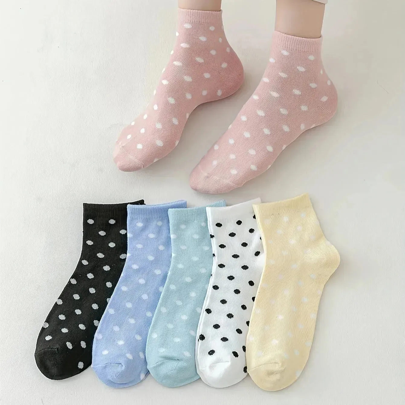 6 Pairs of Soft & Lightweight Polka Dot Crew Short Socks for Women - Comfortable Stockings & Hosiery