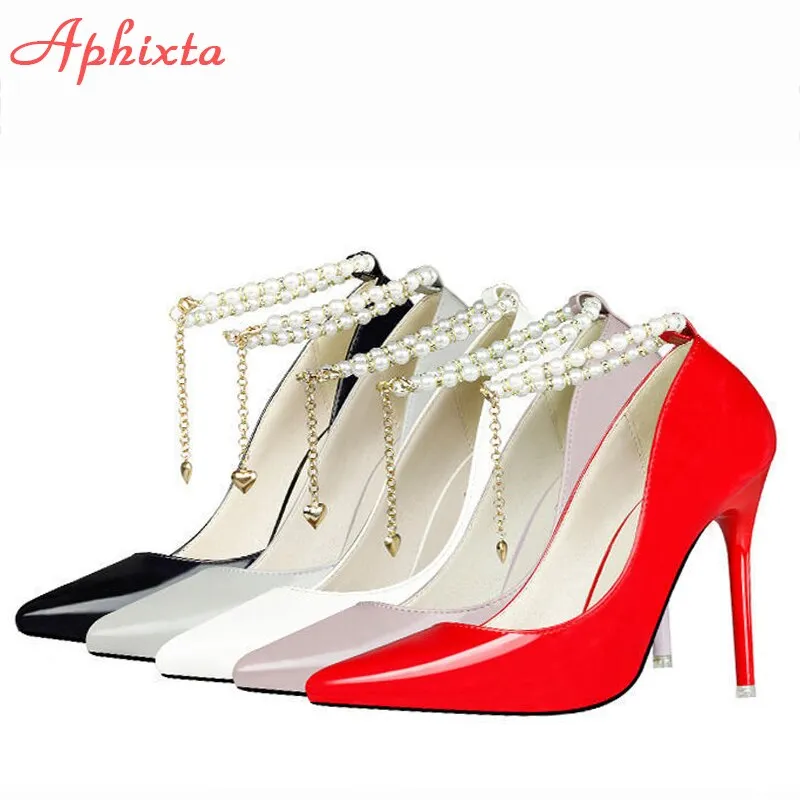 Aphixta Pearl Crystals Chain Pumps
