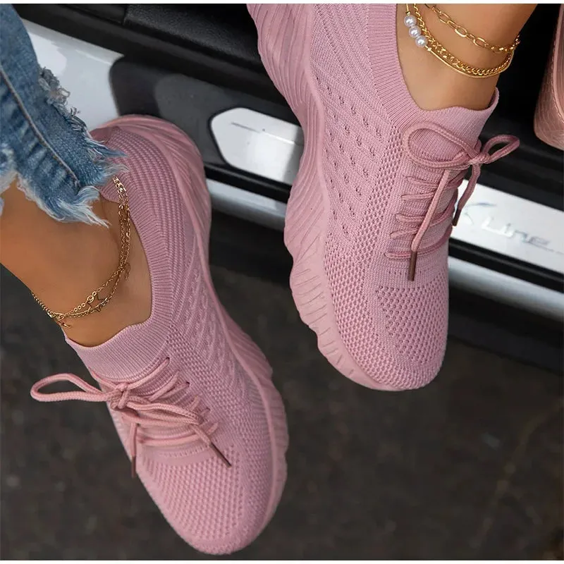 Breezy Lace-Up Women’s Sneakers