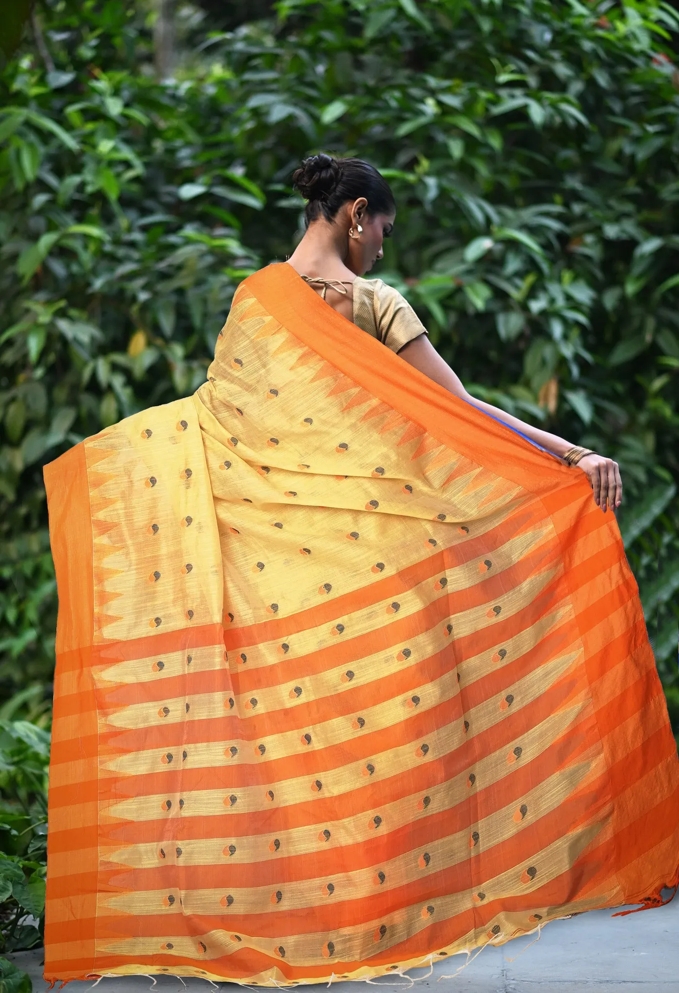 Cream Pure Handloom Bengal Cotton Linen Saree-UNM81587