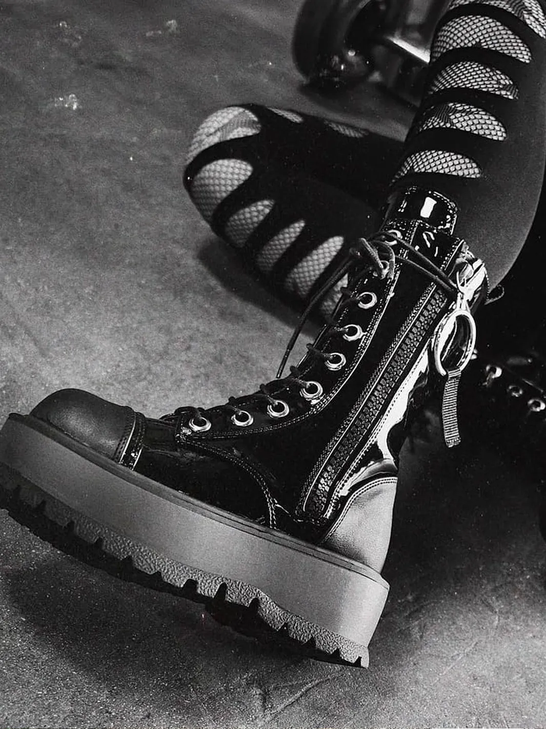 DEMONIA SLACKER-220 ✰ PRE ORDER ✰