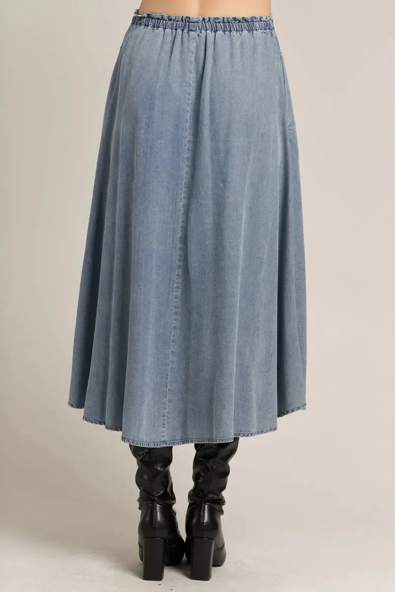 En Creme Howdy Denim Skirt – Effortless Comfort with a Chic Edge