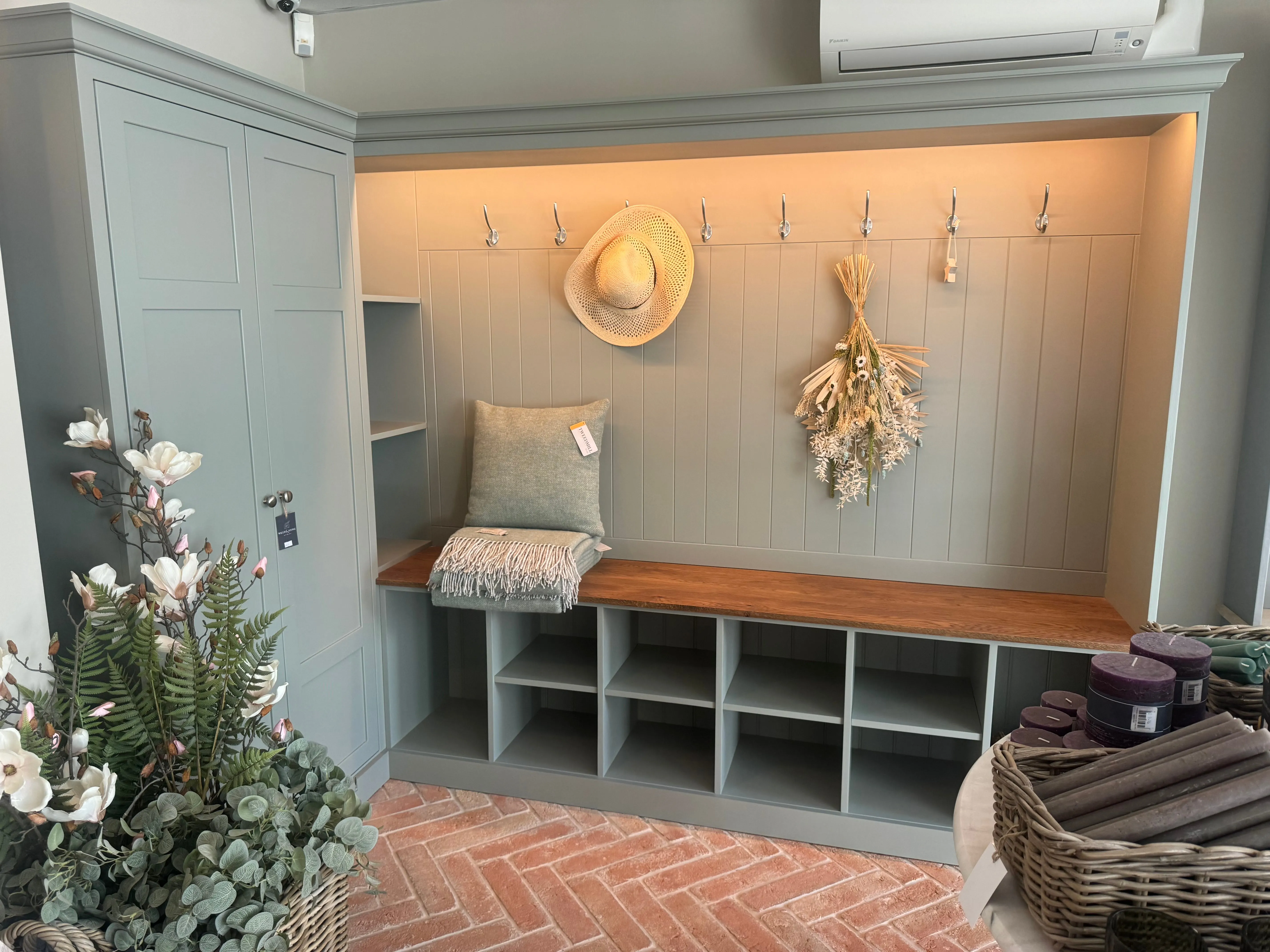 EX DISPLAY Corner Boot Room Bench