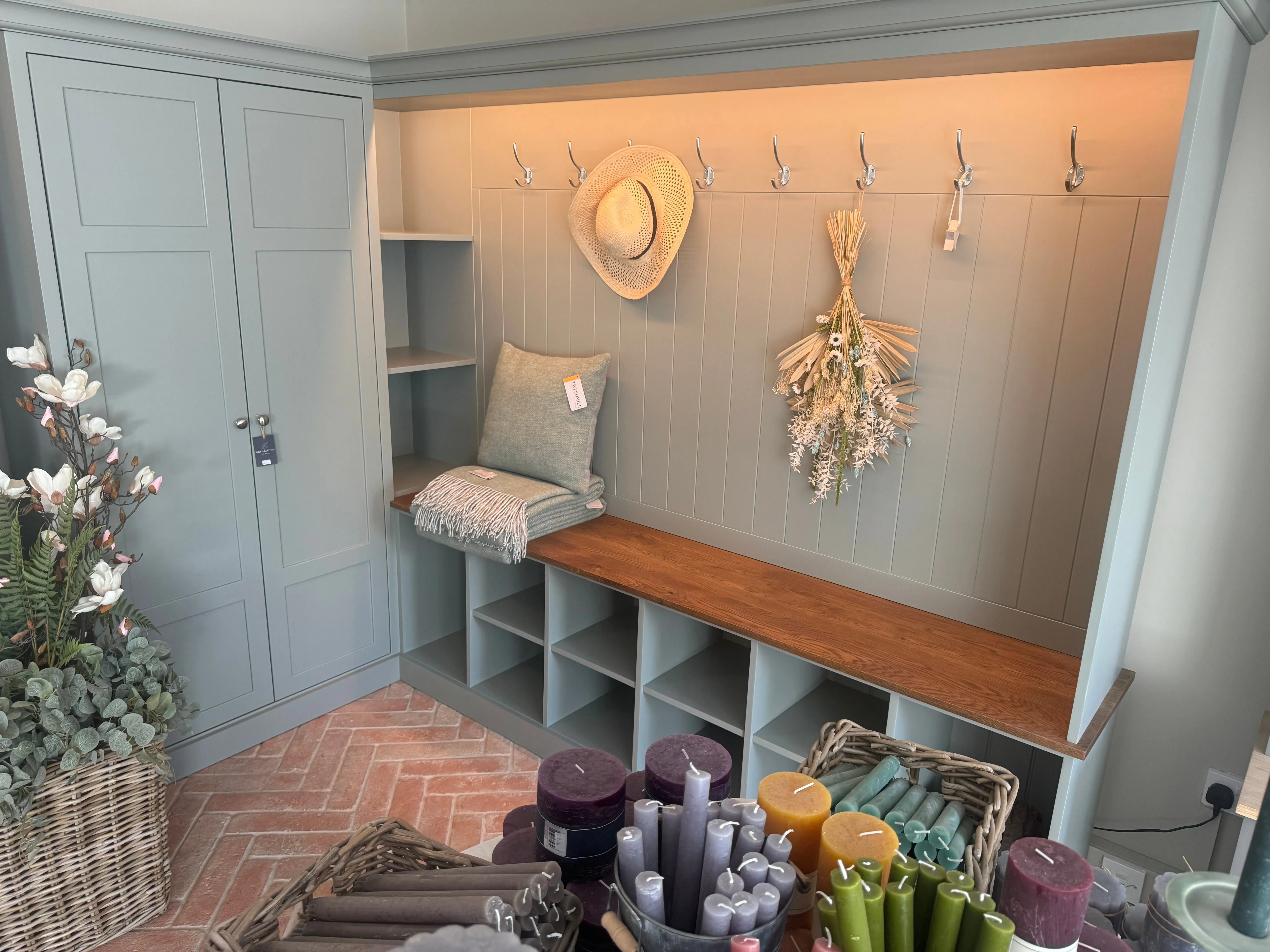 EX DISPLAY Corner Boot Room Bench