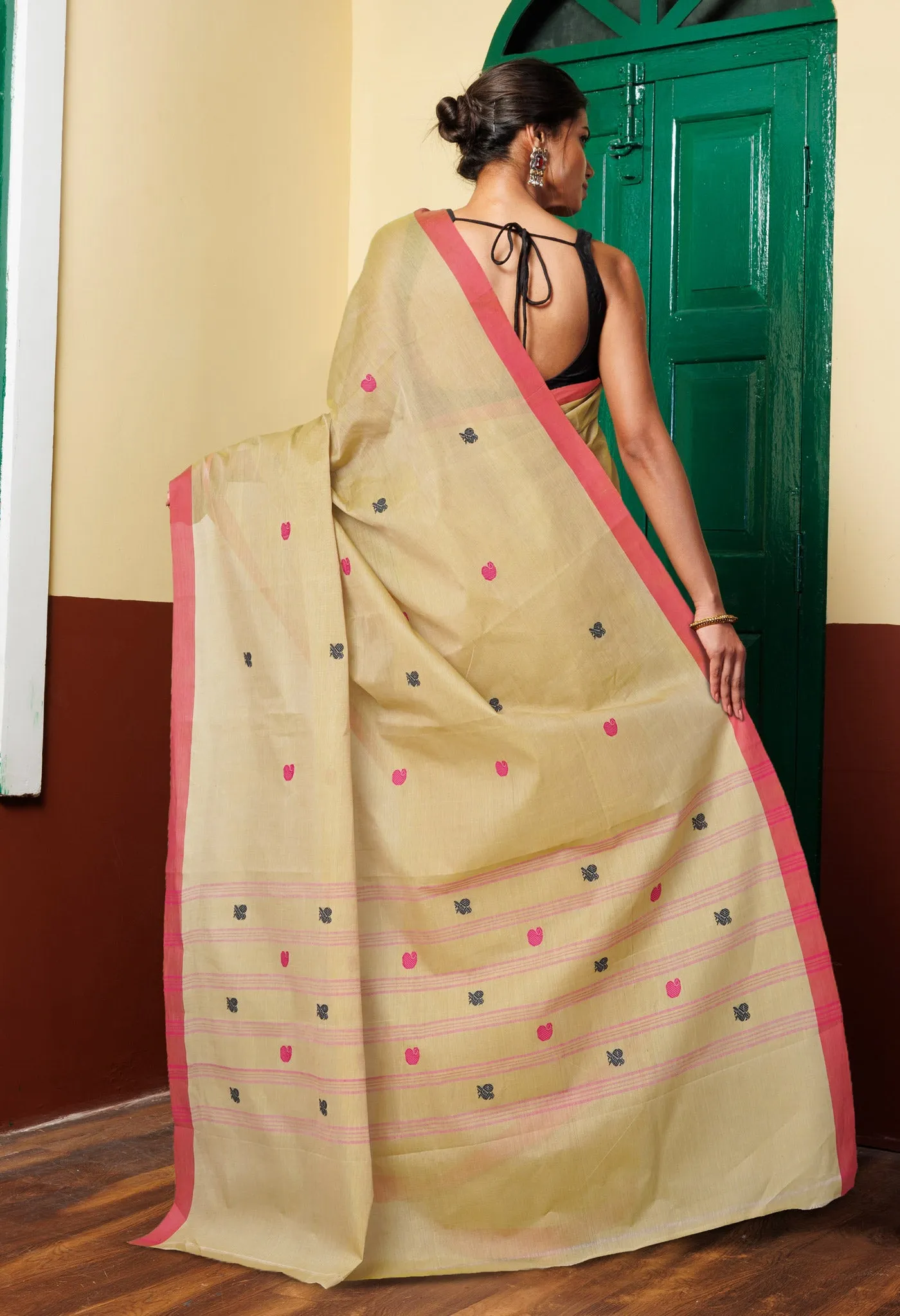 Green Pure Pavani Handcrafted Rasipuram Cotton Saree-UNM76838