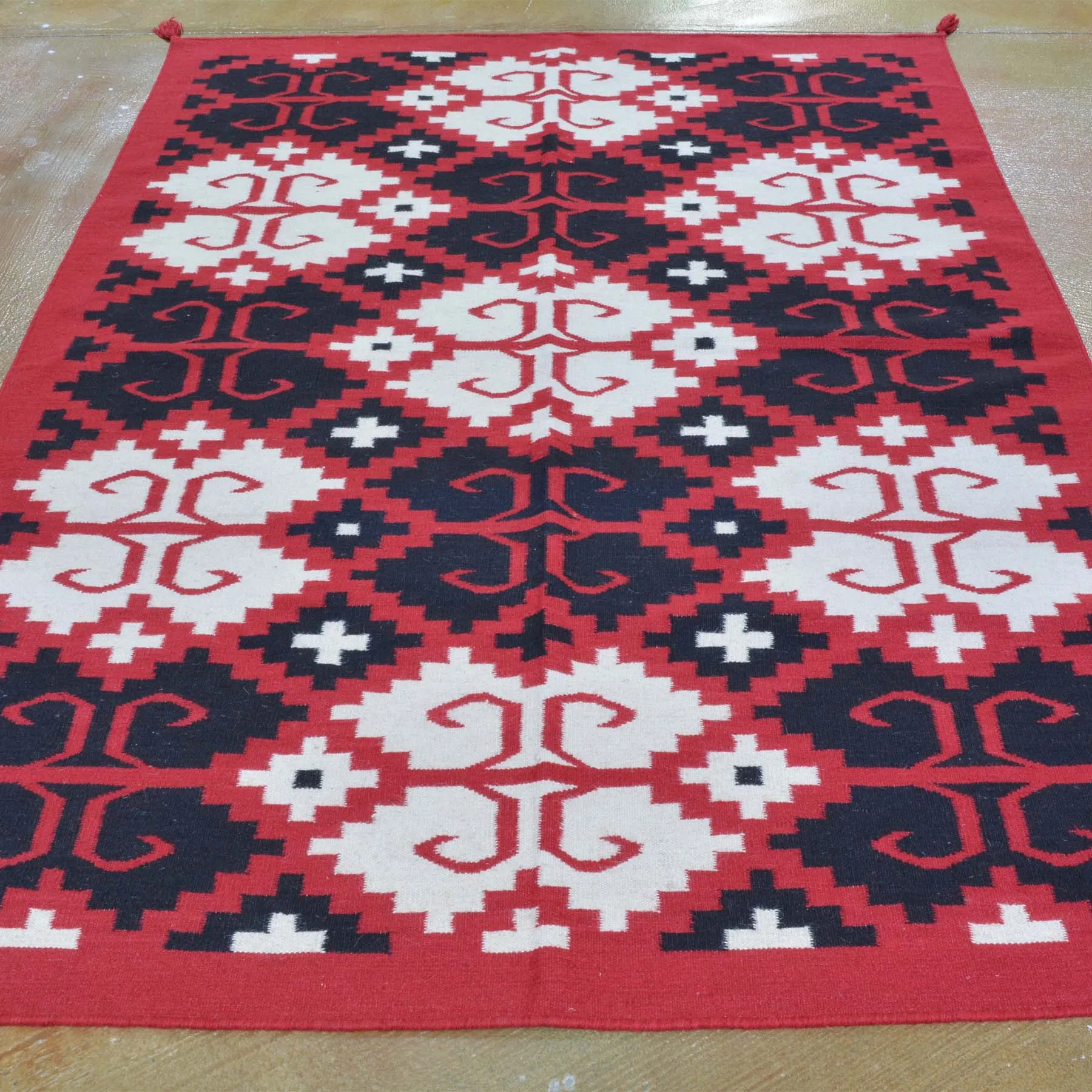 Hand-Woven Southwestern Kilim Geometric Design Handmade Wool Rug (Size 5.0 X 7.0) Brrsf-1092