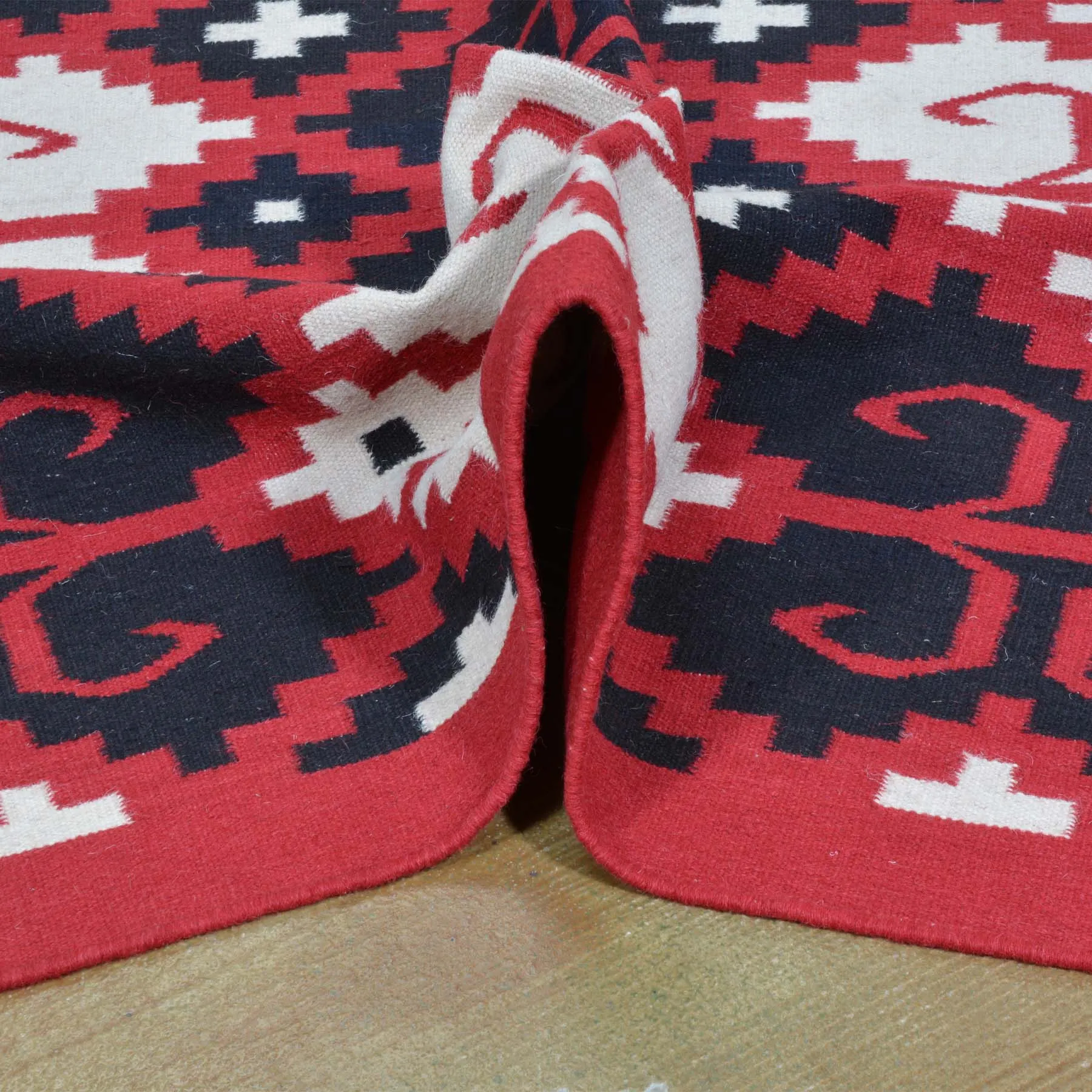 Hand-Woven Southwestern Kilim Geometric Design Handmade Wool Rug (Size 5.0 X 7.0) Brrsf-1092