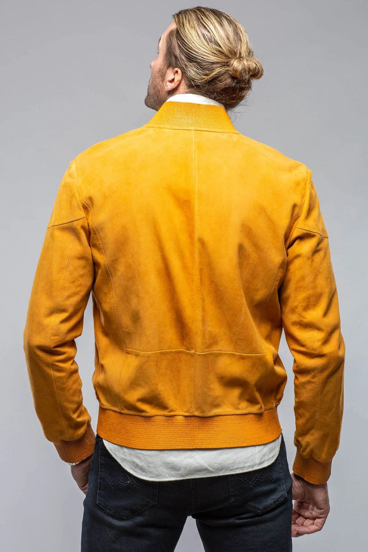 Kalahari Superlight Jacket In Gold