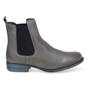 Lewis Bootie