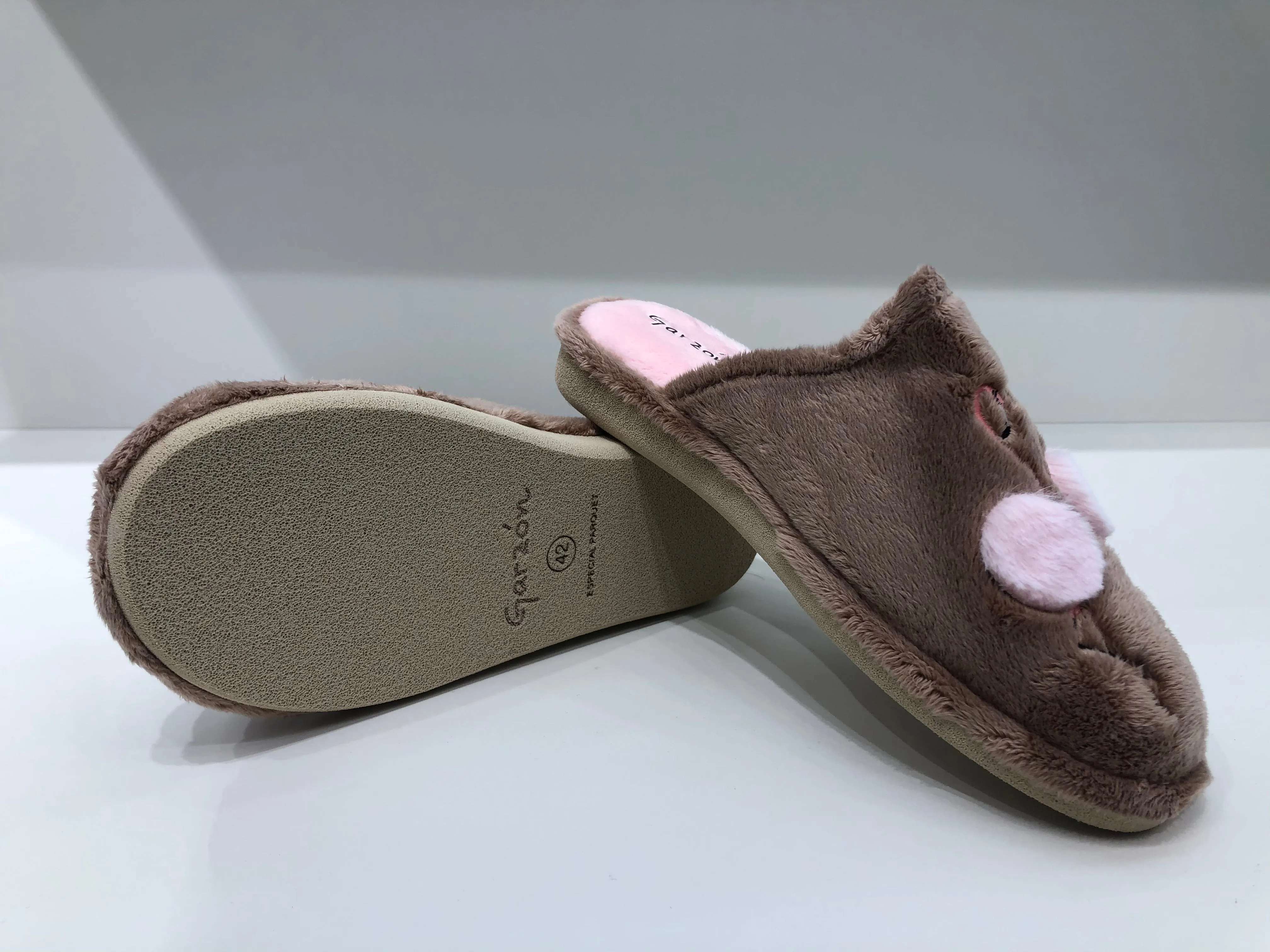 LOUNGELUX BROWN
