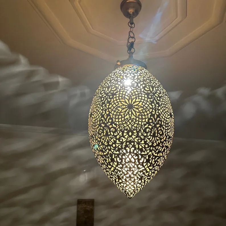 Moroccan Brass Pendant Lamp – Elegant Brass Chandeliers, Moroccan Copper Chandeliers, and Stylish Black Hanging Lights