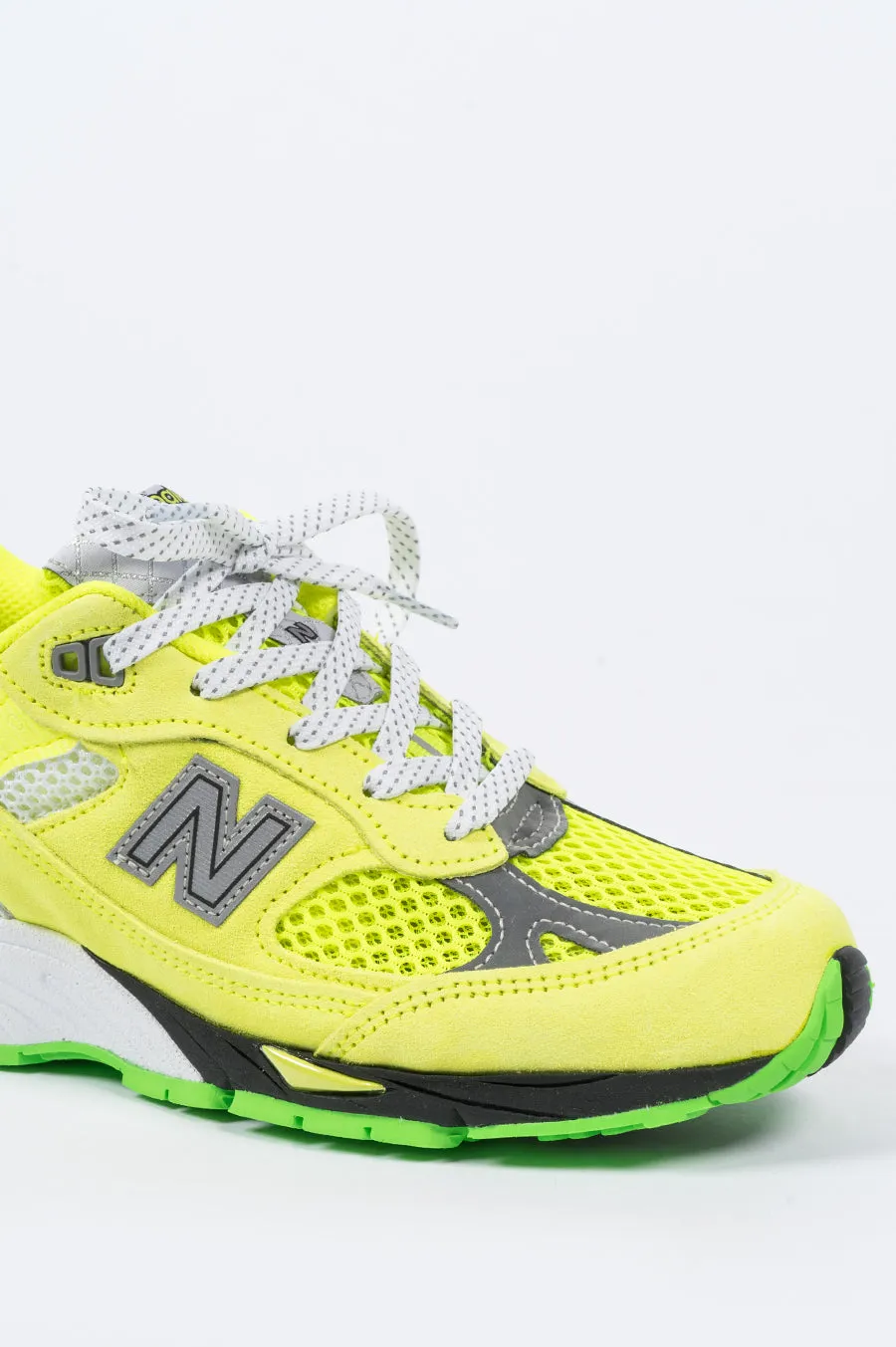 NEW BALANCE X ARIES WOMENS 991 NEON YELLOW