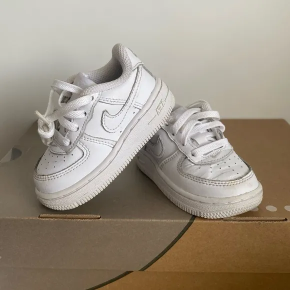 Nike Air force 1 “Triple White” Toddler Sneakers - SZ 5 C