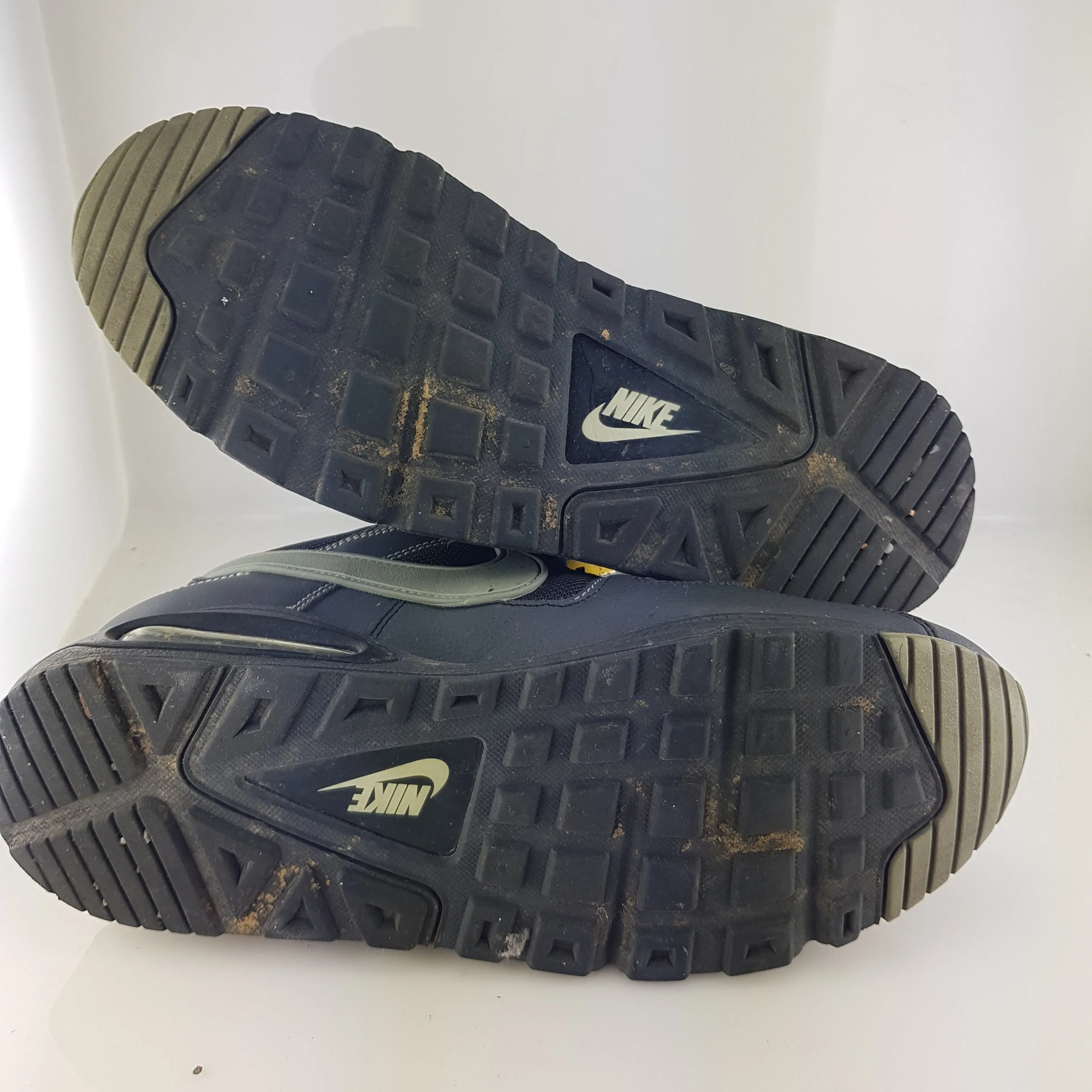 Nike air sneakers