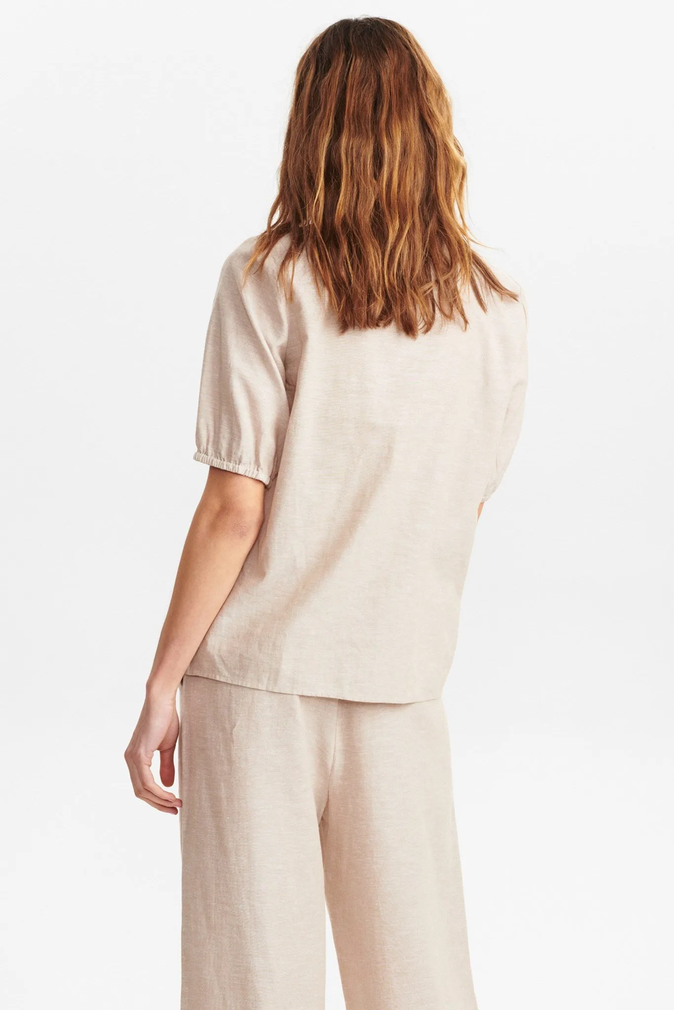 NUHANNAH SS SHIRT - Warm Sand