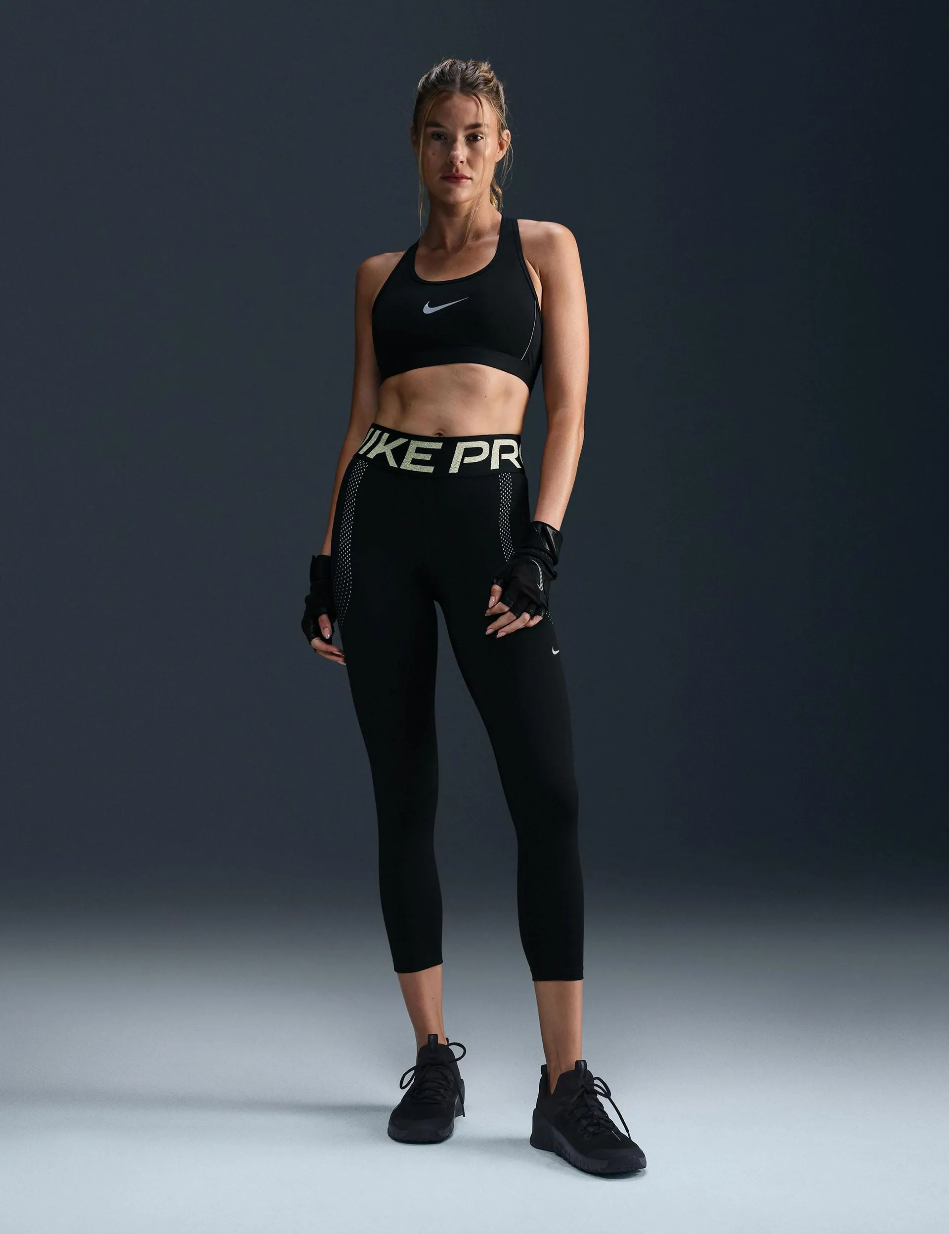 Pro Sculpt High Waisted 7/8 Leggings - Black/Reflective Silver