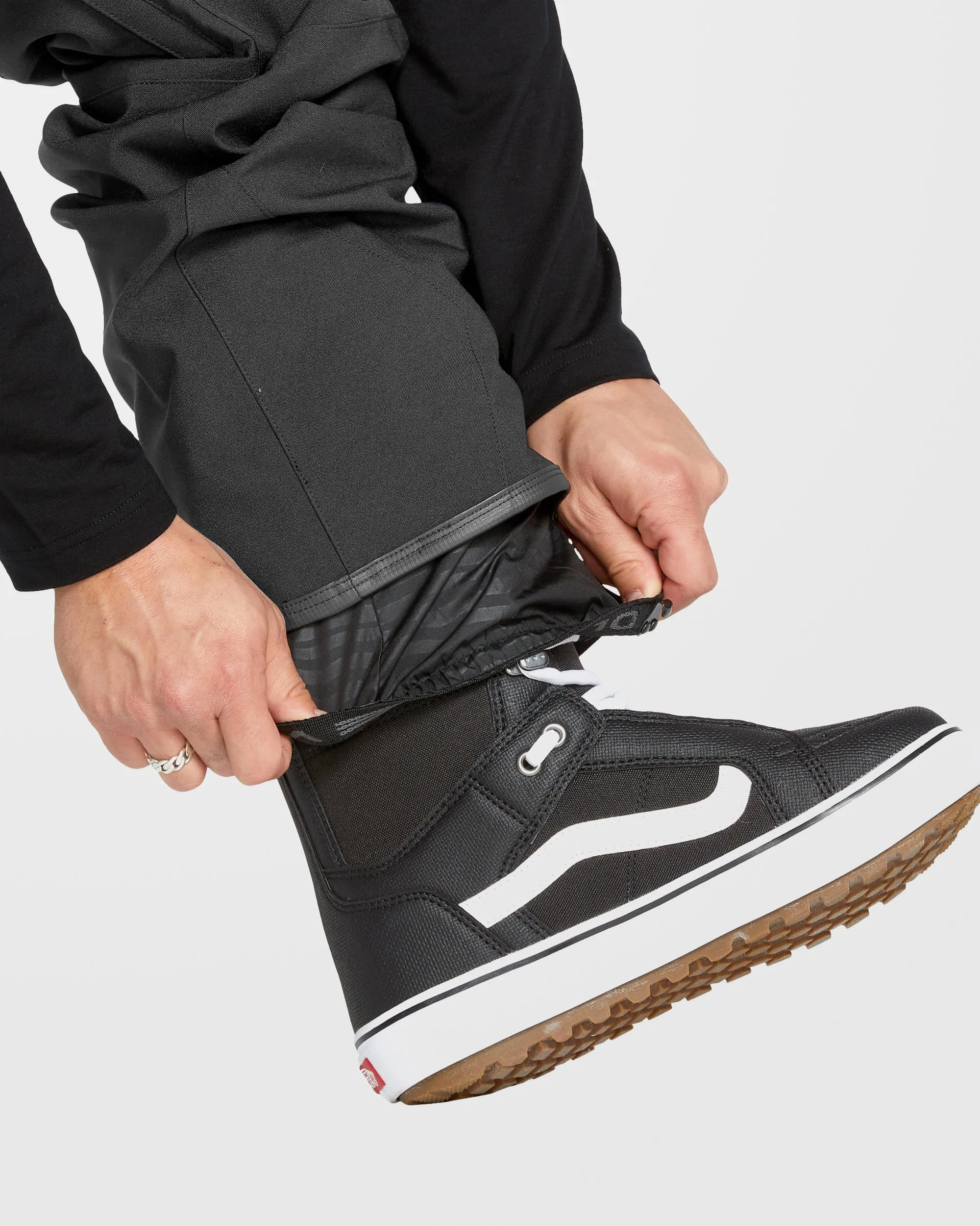 Roan Bib Latzhose - Black