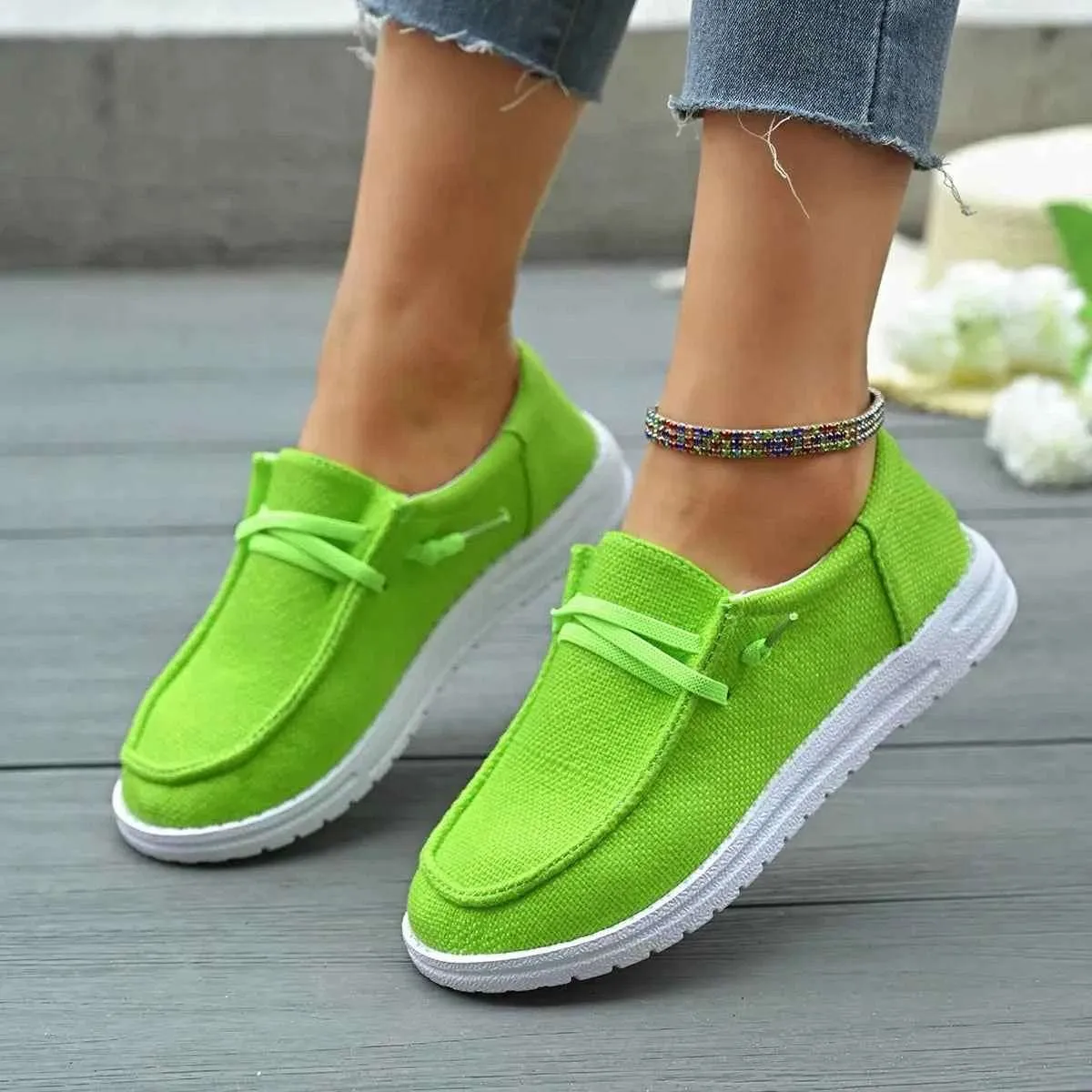 Round Toe Canvas Slip-On Shoes for Comfortable Everyday Wear
