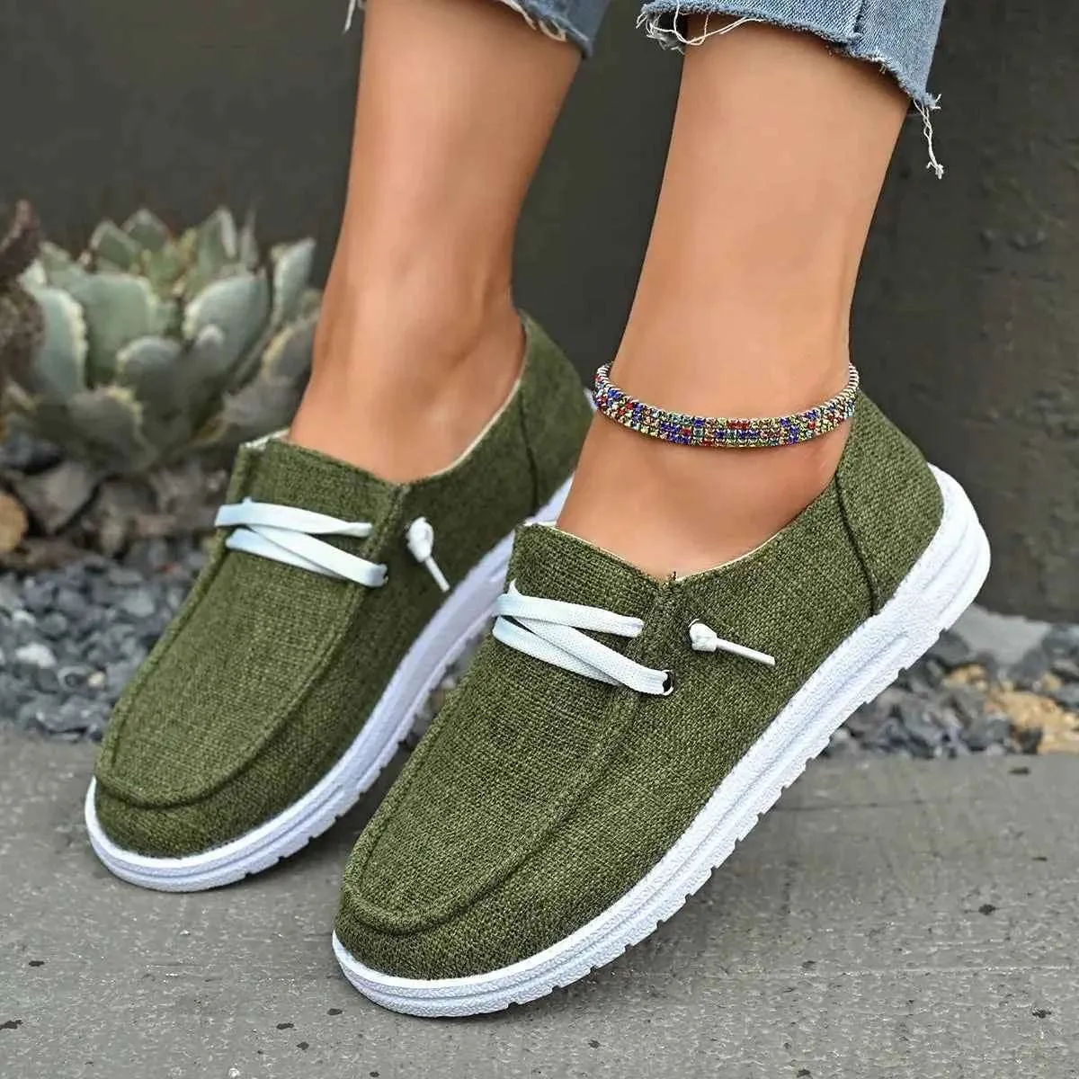 Round Toe Canvas Slip-On Shoes for Comfortable Everyday Wear