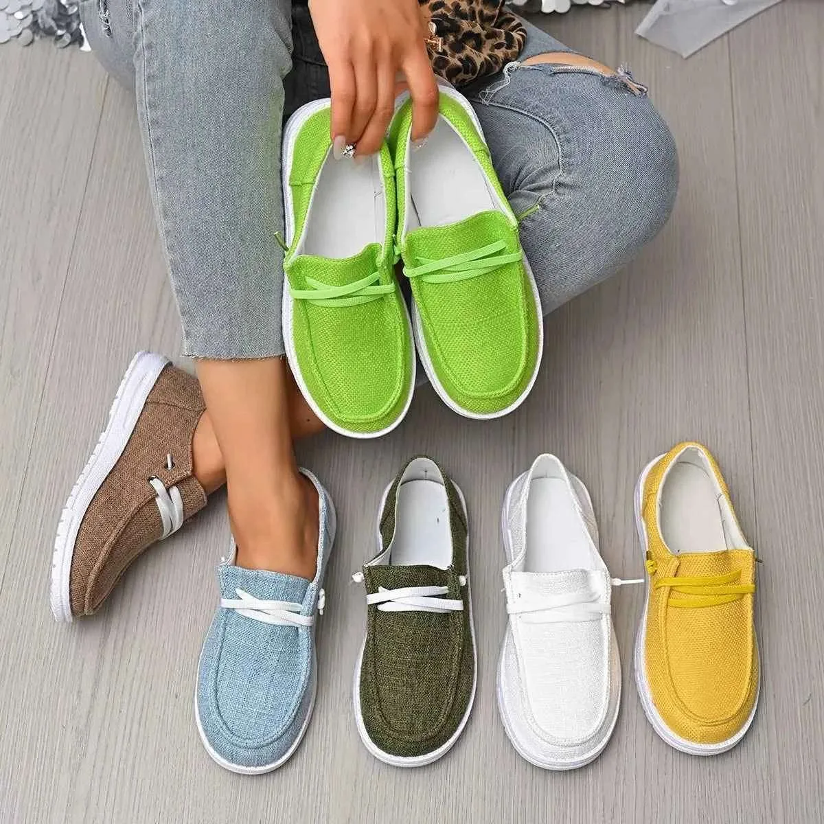Round Toe Canvas Slip-On Shoes for Comfortable Everyday Wear