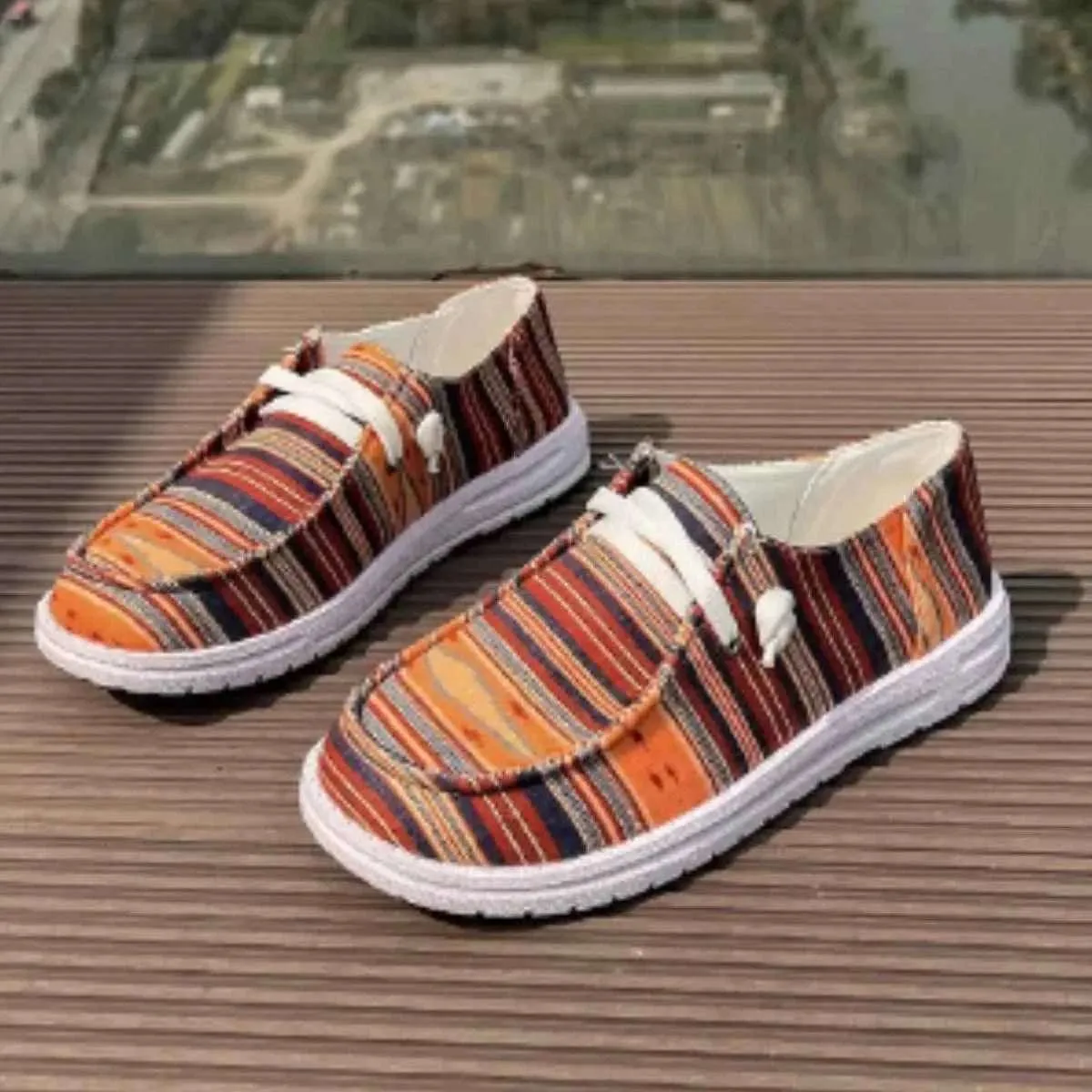 Round Toe Canvas Slip-On Shoes for Comfortable Everyday Wear