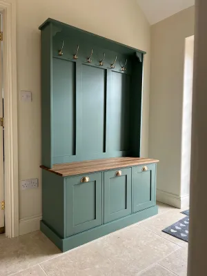 Shaker Boot Room Storage Bench with Drawers