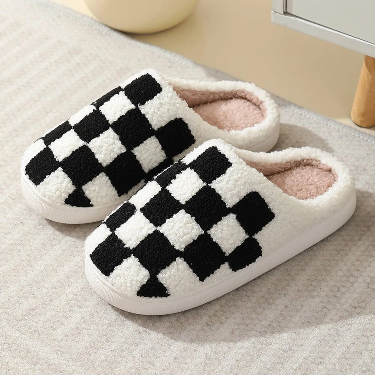 SIMPLE CHECKERED WARM COTTON SLIPPERS SCWC1