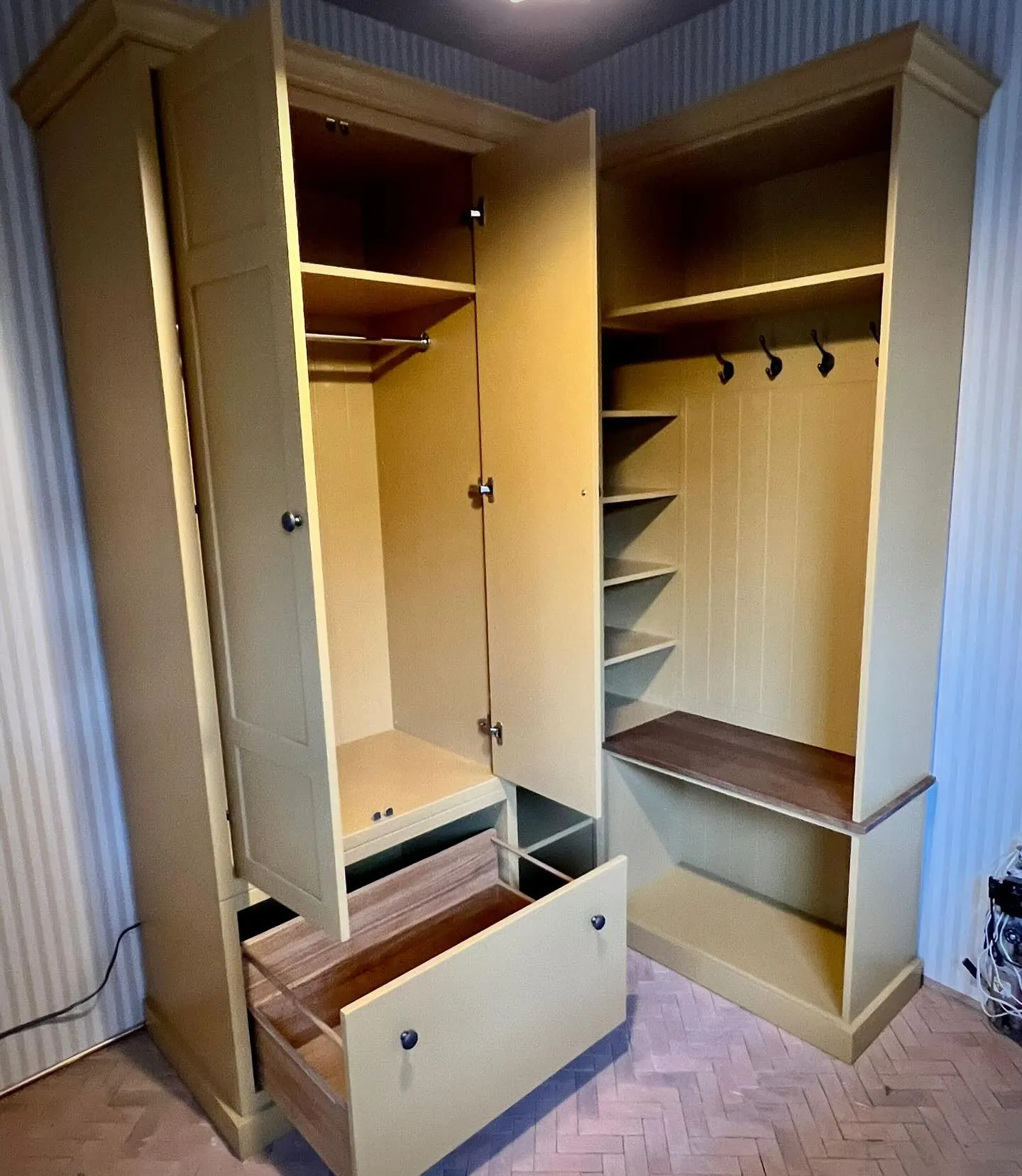 Small Corner Boot Room Bench with Drawer