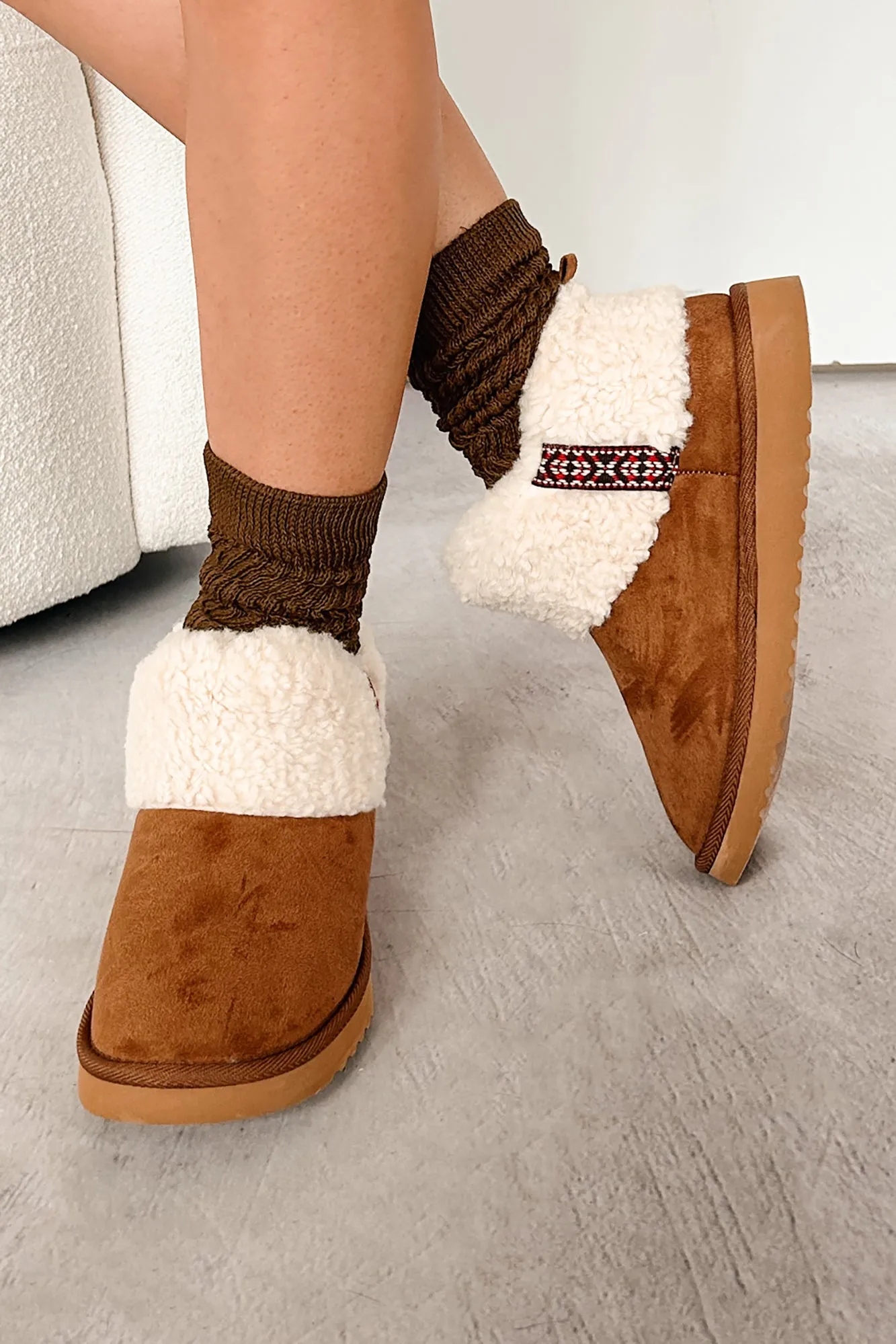 Snow Excited Sherpa Cuff Ankle Booties (Tan)
