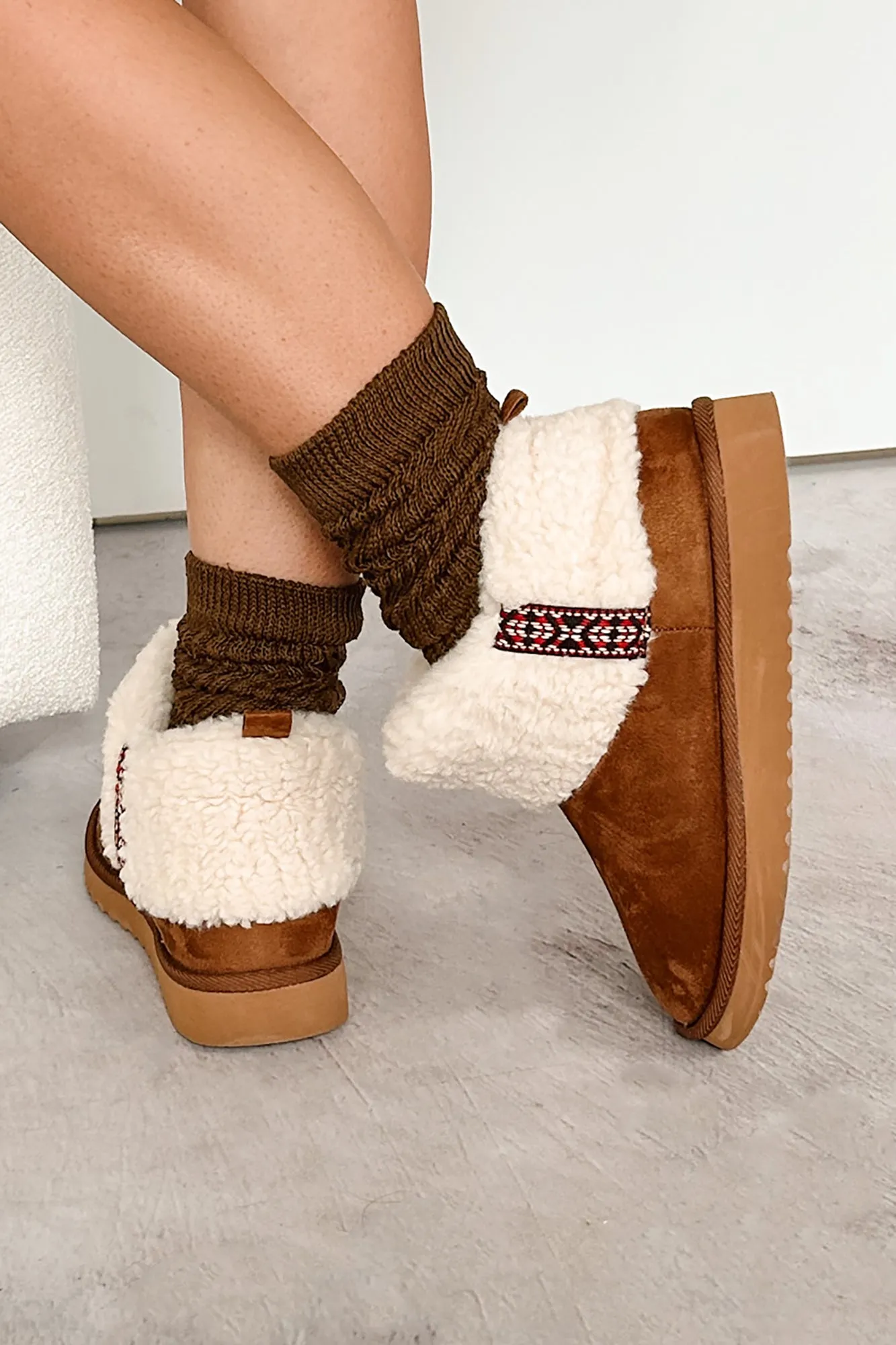 Snow Excited Sherpa Cuff Ankle Booties (Tan)