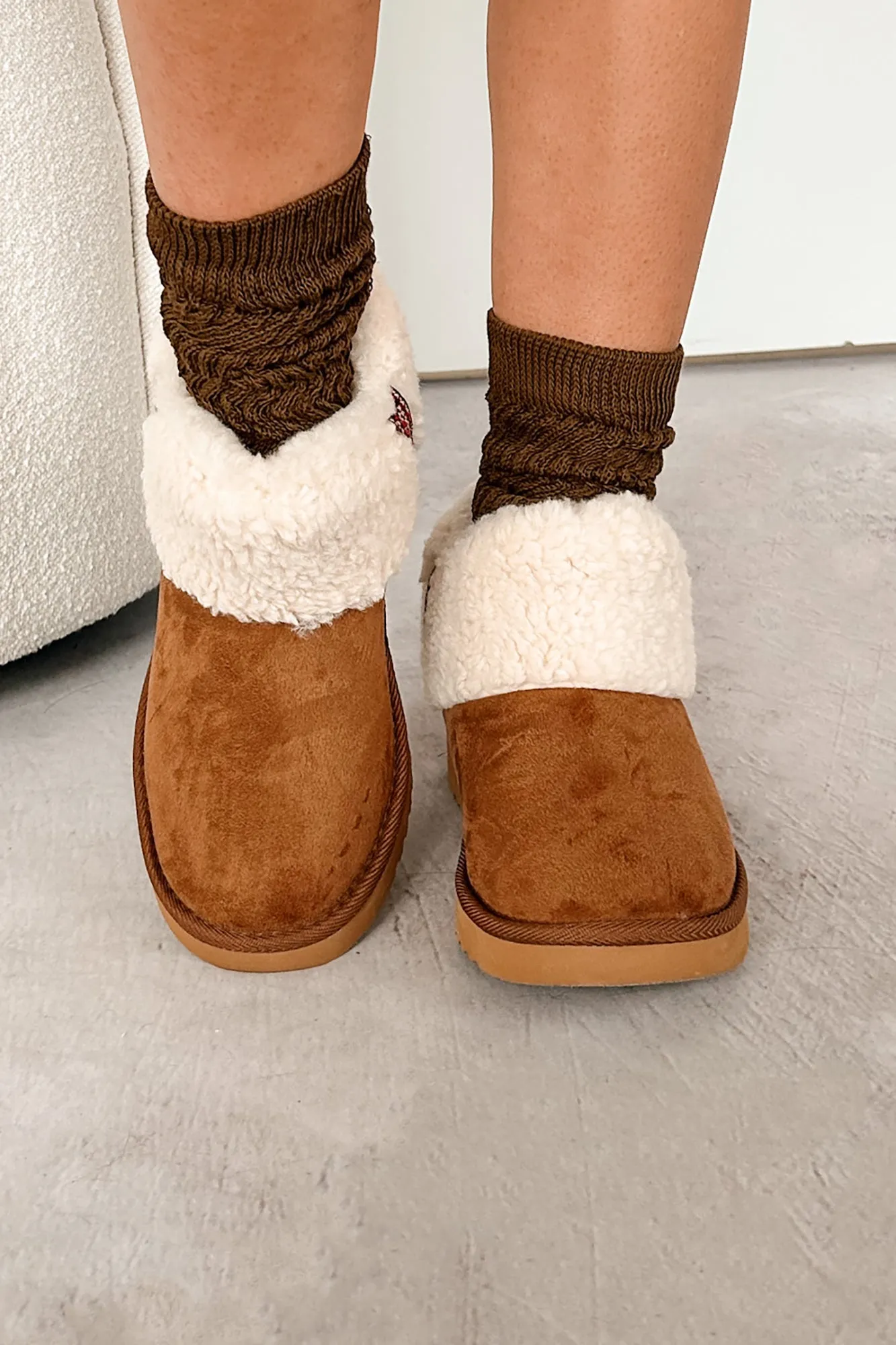 Snow Excited Sherpa Cuff Ankle Booties (Tan)