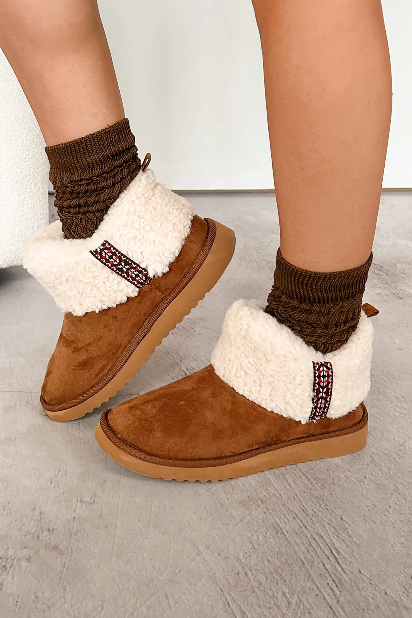 Snow Excited Sherpa Cuff Ankle Booties (Tan)