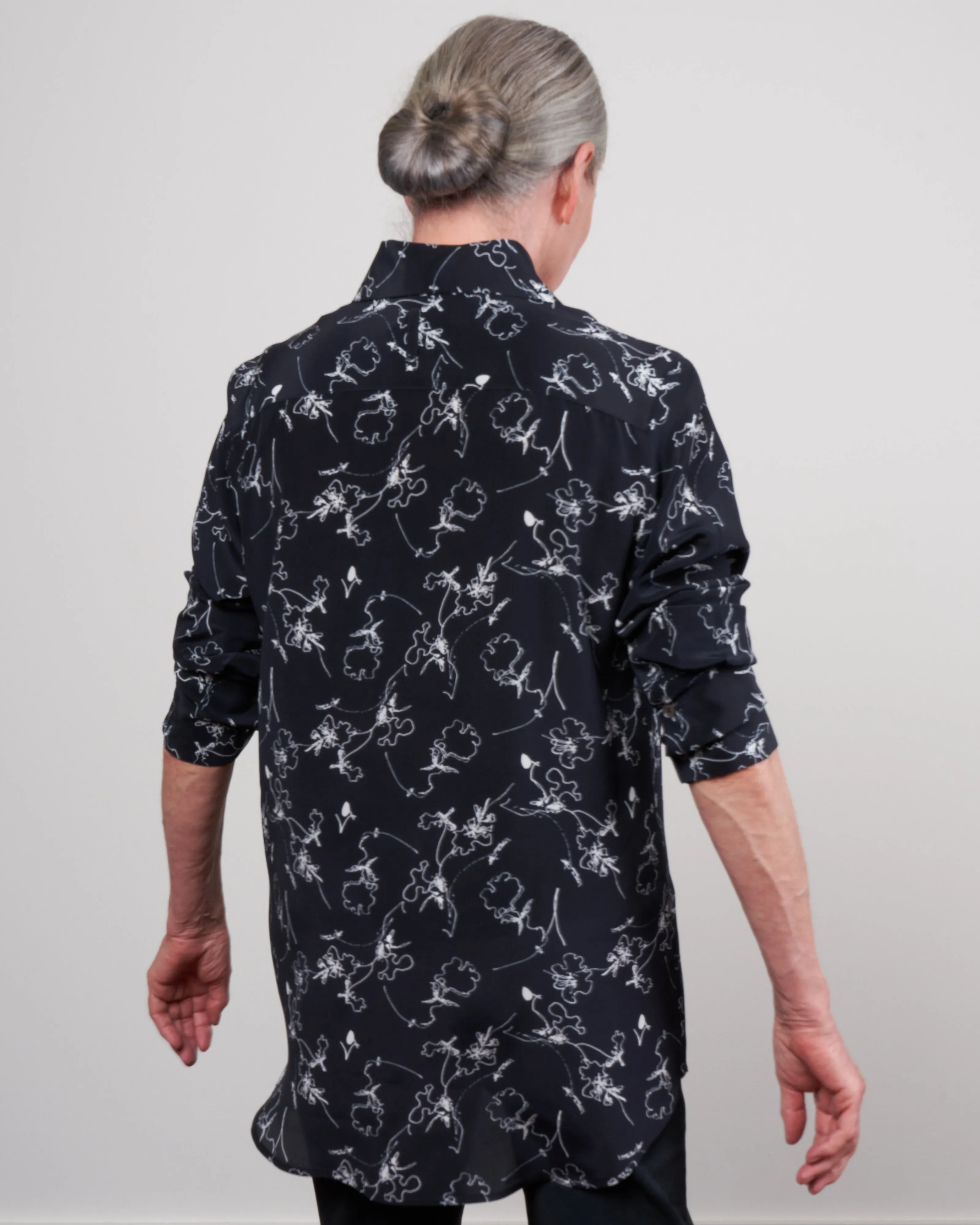 tailored blouse - navy floral