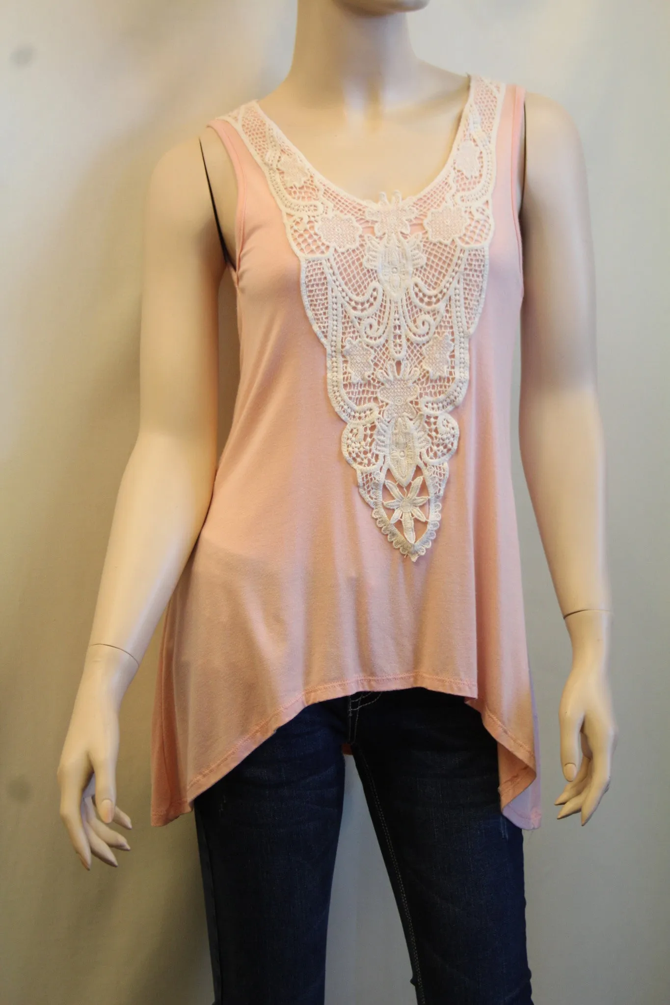 Vanilla Bay | Vintage Ivory Lace Top Peach