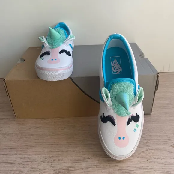 Vans Classic Unicorn Asher Kids Sneakers- SZ 2.5