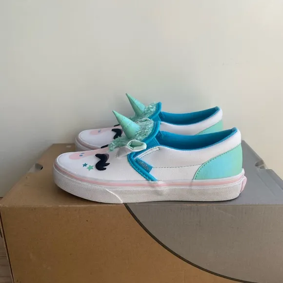 Vans Classic Unicorn Asher Kids Sneakers- SZ 2.5