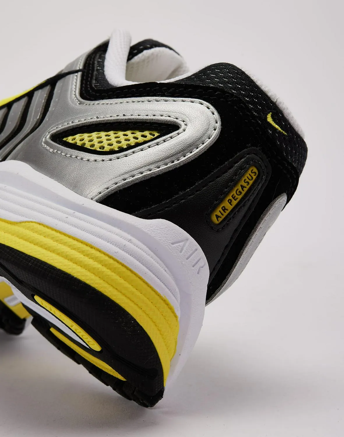 WMNS Nike Air Pegasus 2005 Yellow Silver Black White HQ5718-100 Shoe Sneaker