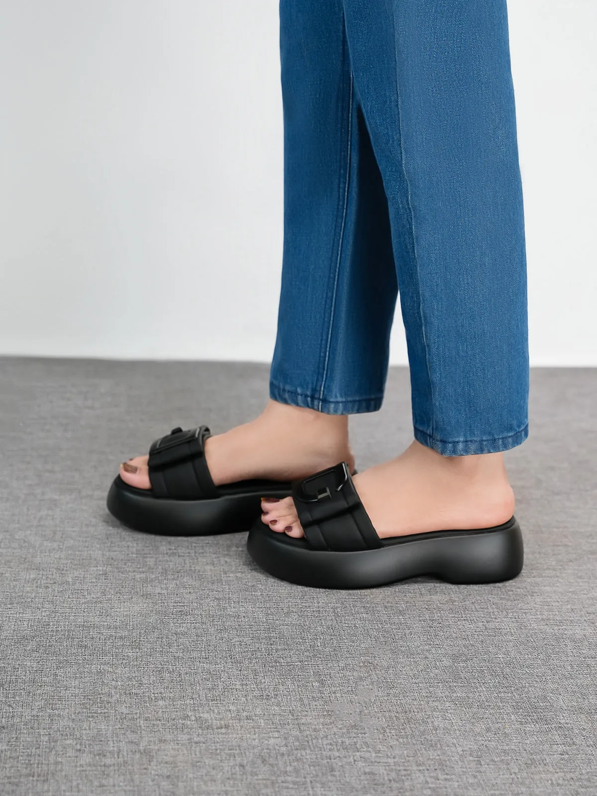Womens "QINZI" Comfy Causal Slippers